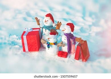 Snowman Outdoor Winter Snowman Family Mother Stock Photo 2222890089 ...