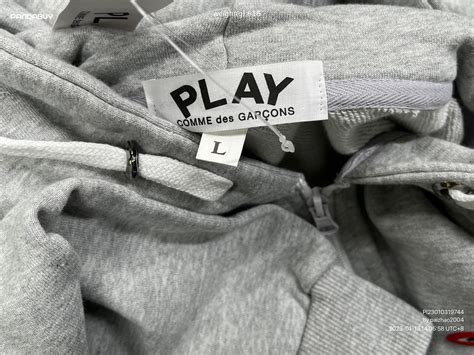 CDG zip up hoodie : r/FashionReps