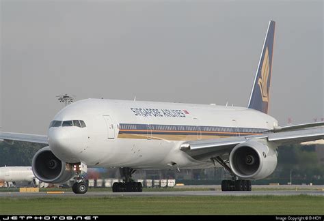 9V SYK Boeing 777 312 Singapore Airlines Kai Hong JetPhotos