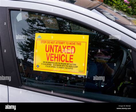 Untaxed Vehicle Dvla Sticker Hi Res Stock Photography And Images Alamy