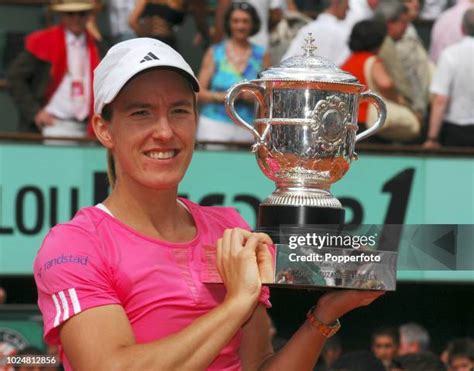 Justine Henin 2007 French Open Photos and Premium High Res Pictures - Getty Images