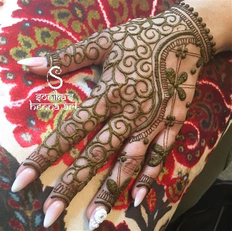 Latest & Best Eid Mehndi Designs (19) - StylesGap.com