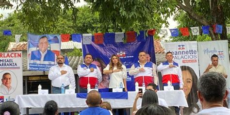 S Nchez Y Bonilla Con Poco Respaldo Tricolor En El Interior De El