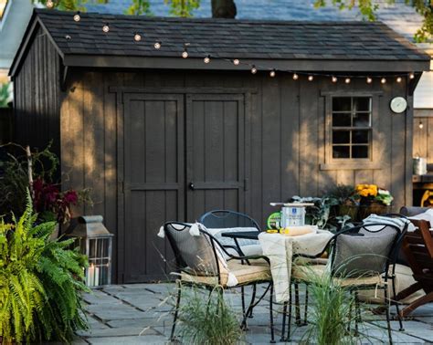 13 striking shed paint ideas for a speedy garden update | Real Homes