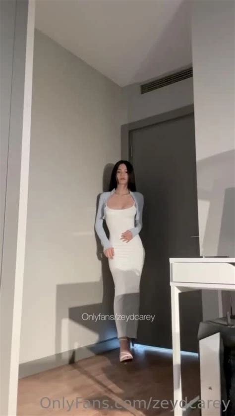 Alya Vural dildo ile kendini boşaltıyor ifşa nude mastürbasyon izle Türk İfşa Hub