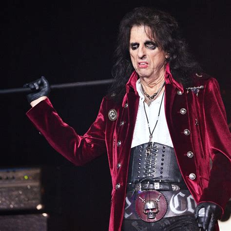 Alice Cooper Biography Age Net Worth Instagram Spouse Height Wiki