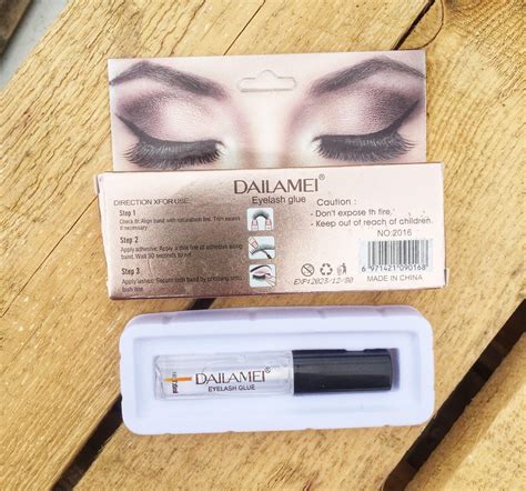 Клей для ресниц Dailamei Eyelash Glue | отзывы