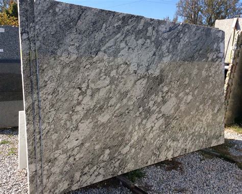 Granite Slabs Stone Slabs Competitive Avalon White Granite Slab For