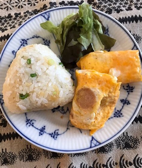 天かすネギおむすびと魚ニソ卵焼きの朝ごはん レシピ・作り方 By ボンド子 楽天レシピ