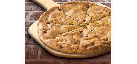 Papa Johns Mega Chocolate Chip Cookie Review