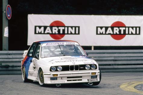 Foto BMW M3 E30 DTM Roberto Ravaglia 1989 vergrößert