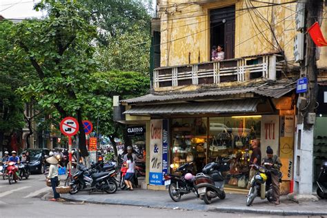 Exploring Hanoi's Old Quarter | Prince of Travel | Hanoi old quarter ...