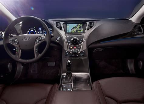 Hyundai Grandeur - specifications, equipment, photos, videos