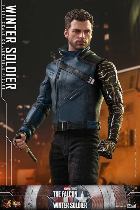 Soldado Invernal Ganha Hot Toys Seu Novo Visual Da S Rie Universo Marvel