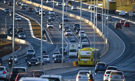 Cidade incentiva carros elétricos e híbridos isenção de IPVA