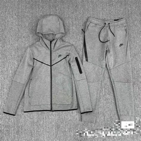 Tuta Completa Nike Sportswear Tech Fleece Windrunner Con Cappuccio Vari