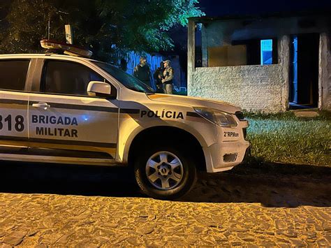 Casal Encontrado Pela Bm Sinais De Espancamento Aguarda Leito Na