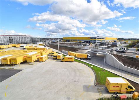 Logistikimmobilien Gr Tes Paketzentrum Von Deutsche Post Dhl In