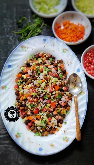 Kala chana chaat Recipe | Black Chickpeas salad - Yummy Tales Of Tummy