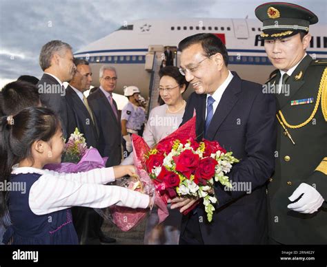 Chinese Official And His Wife Hi Res Stock Photography And Images Alamy