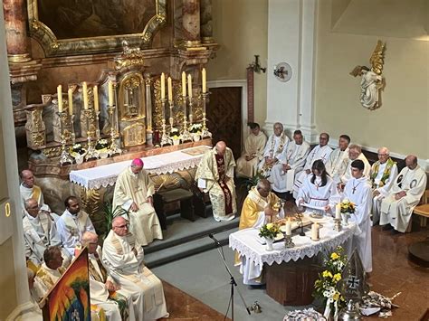 Goldenes Priesterjubil Um Von Pfarrer Msgr Ignaci Siluvai Pfarre