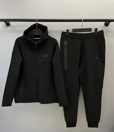 Спортивний костюм nike tech fleece — ціна 3999 грн у каталозі Спортивні ...