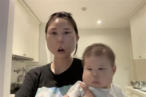 Hot girl Salim mặc giản dị ở nhà trông con tung loạt ảnh khiến dân tình cười bò