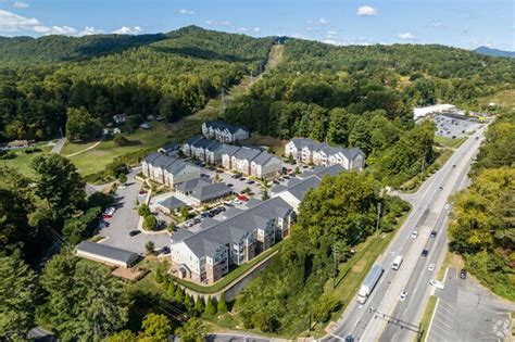 Bent Creek Apartments For Rent With A Garage Asheville Nc 29