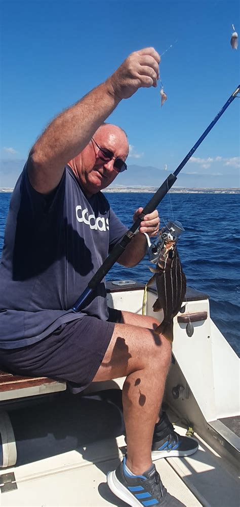 Salida De Pesca En Barco En El Ejido Almeria Charters De Pesca