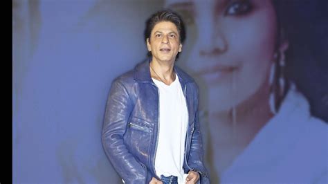 Check out this Shah Rukh Khan leather jacket look | GQ India