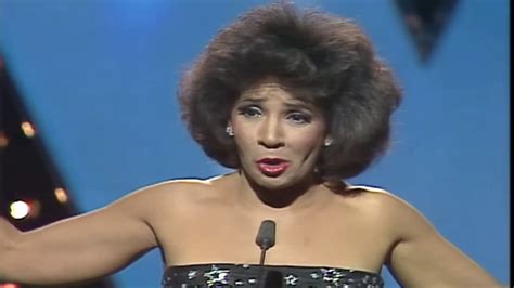 Shirley Bassey At The 1987 Royal Variety Performance Youtube