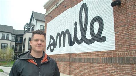 shout  matthew hoffman mellody farm muralist chicago tribune