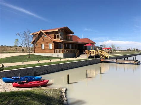 Cabañas León al mejor precio cozycozy