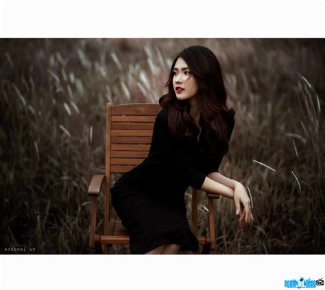 Hot girl Nguyễn Hồng Nhung