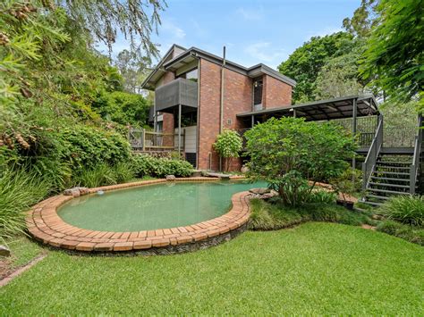 Real estate experts explain why young buyers are flocking to arana hills 16