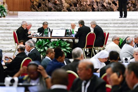 Synod Enters Final Week Recalling Vatican II And The Church S Living