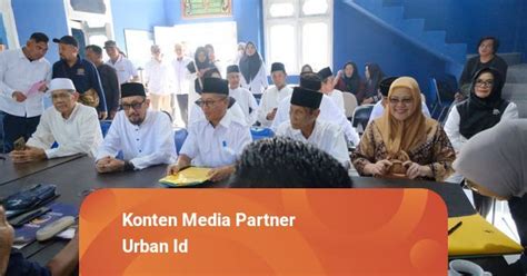 Mantan Pj Bupati Muba Kembalikan Formulir Pencalonan Ke 2 Parpol