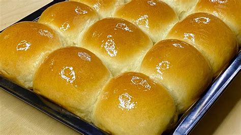 Easy Homemade Dinner Rolls How To Make Dinner Rolls Youtube