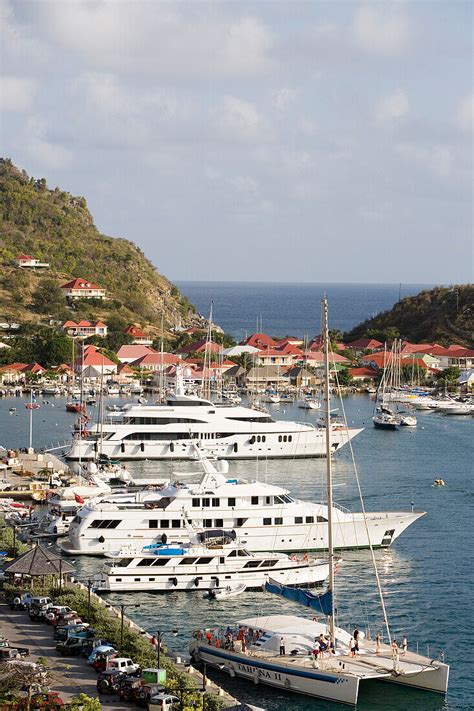 Luxus Jachten Im Hafen Von Gustavia St Bild Kaufen 70052866