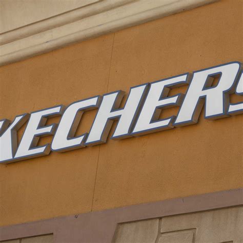 Blueface Seen With New Look in Jaw-Dropping Prison Photos on Instagram