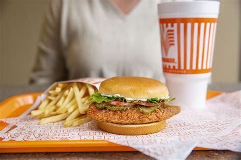 Whataburger reveals new spicy chicken sandwich, Hatch green chili bacon ...