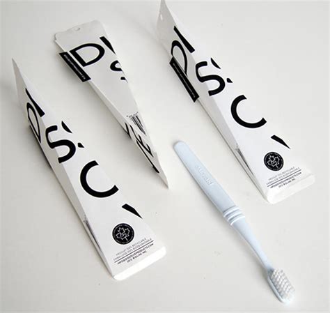 Dissolving Tetrahedral Toothbrush Package | BEACH