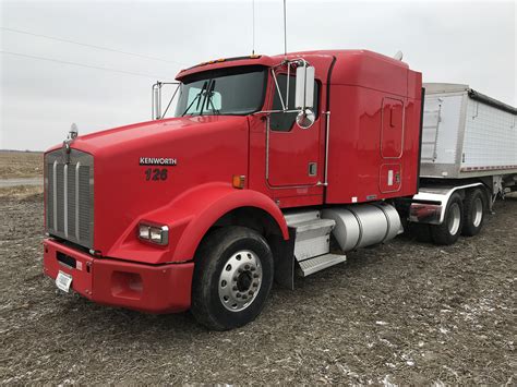 2000 Kenworth T800 Semi N14 Cummins Air Ride Aerocab Sleeper 909k Miles