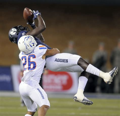 Boise State bowl eligible with 41-14 win over Utah State - The Garden ...