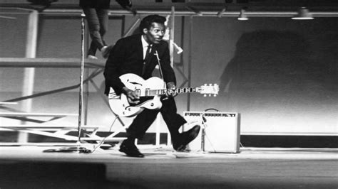 Chuck Berry Kimdir