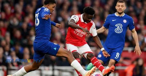 Bola Sepak Arsenal Kembali Rampas Takhta Liga Chelsea Terus Kecewa