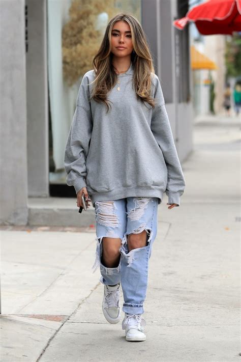 Sweater & Jeans | Casual outfits, Hoodie outfit casual, Cute outfits