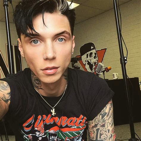 Andy Biersack Andy Black Wiki Рок Amino