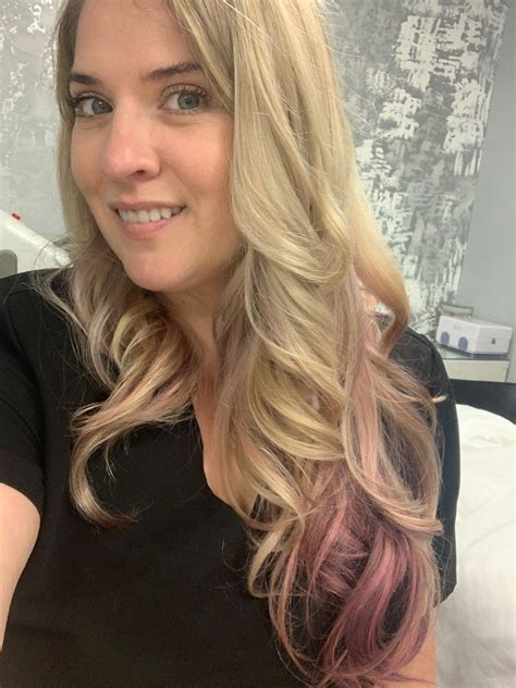 Blonde With Peek A Boo Color Hair Beauty Peek A Boos Long Hair Styles