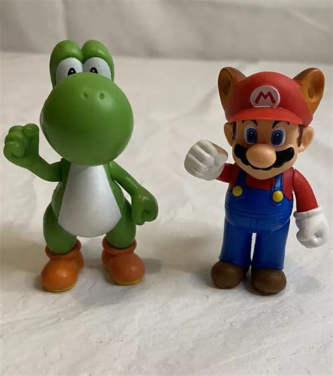 Nintendo Jakks Pacific Super Mario Bros Raccoon Mario Yoshi